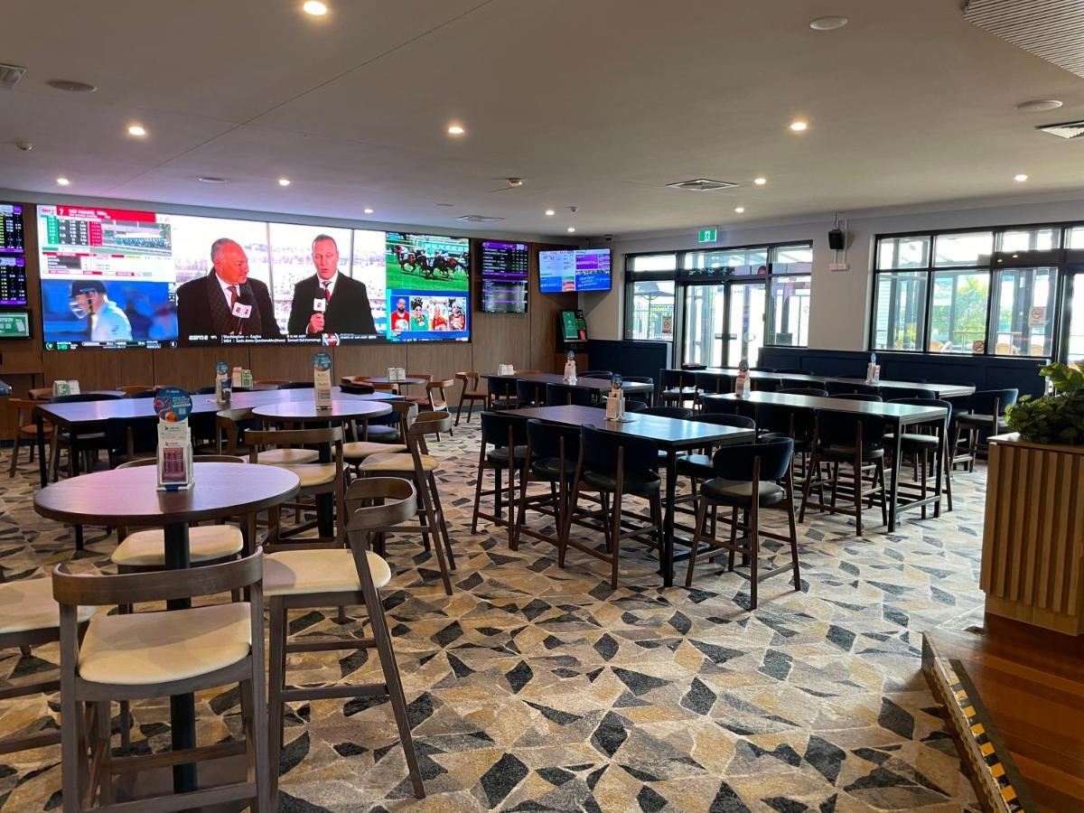Meadowbrook Hotel Brisbane Loganlea Εξωτερικό φωτογραφία