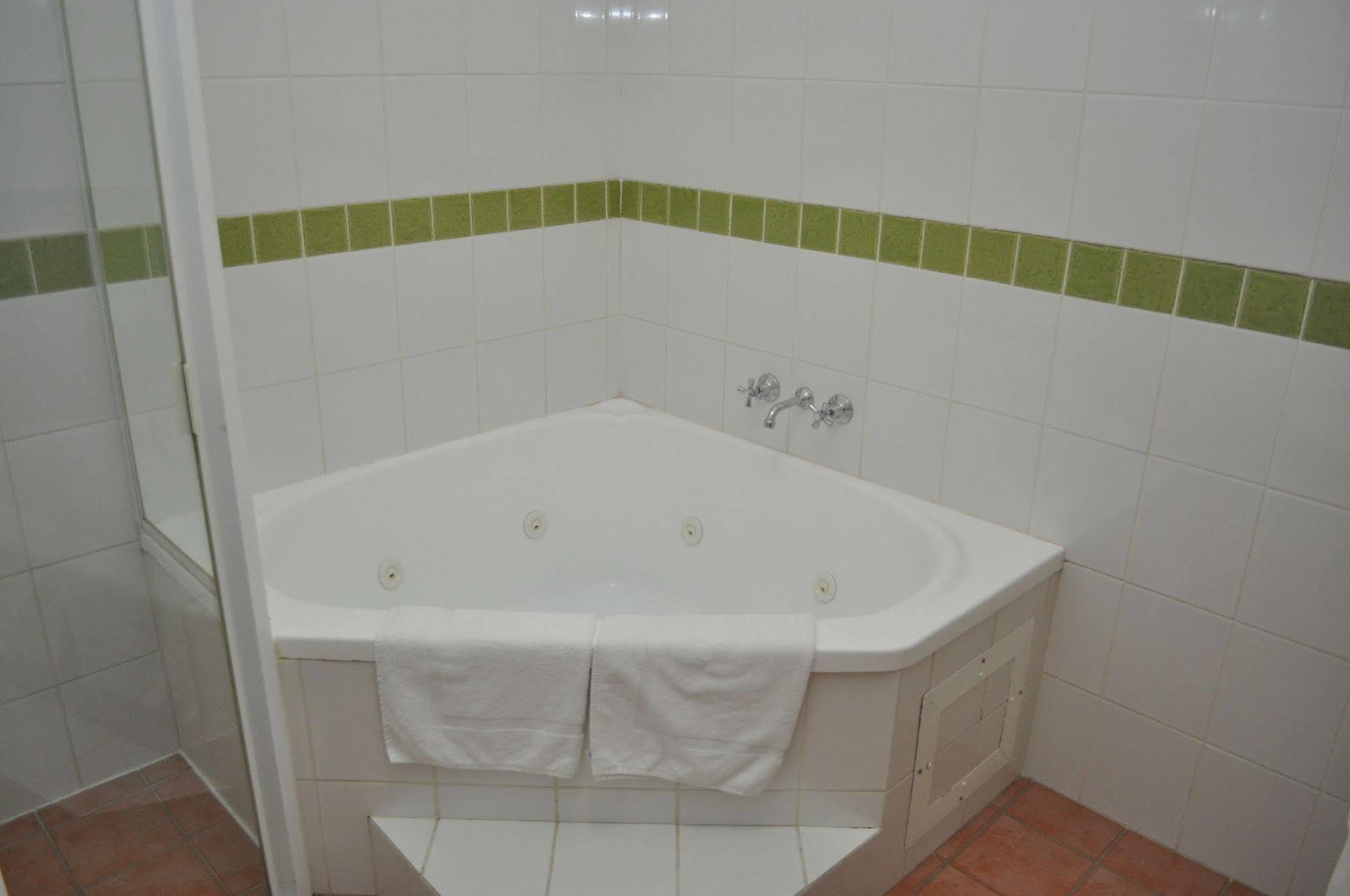 Meadowbrook Hotel Brisbane Loganlea Εξωτερικό φωτογραφία